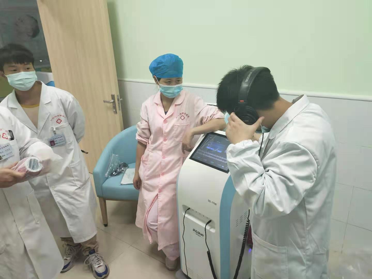 廣西省凌云縣婦幼保健院SD-8800聽覺統合訓練儀