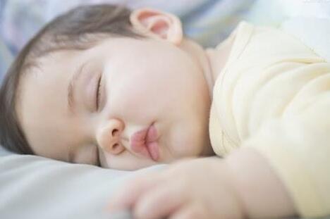 母乳成分分析儀談寶寶吃夜奶太頻繁了怎么辦？